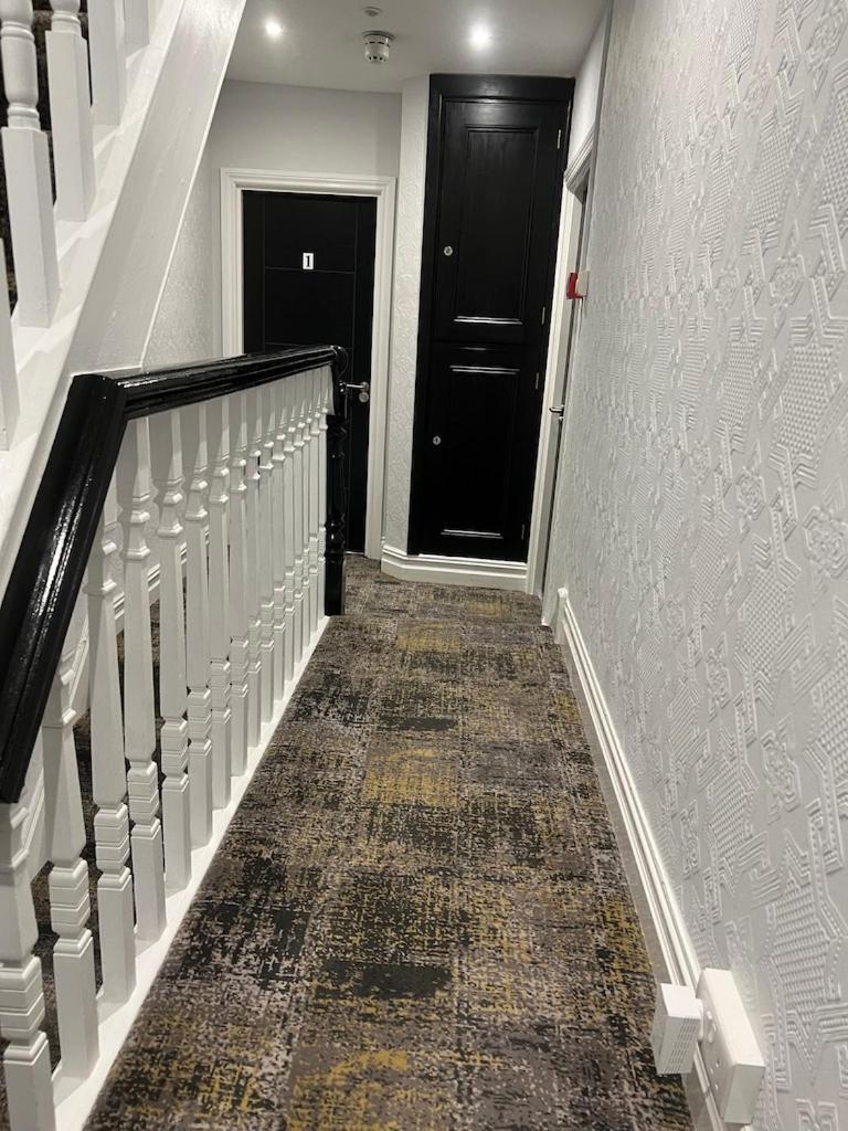 Brynhyfryd Guest House Cardigan Extérieur photo