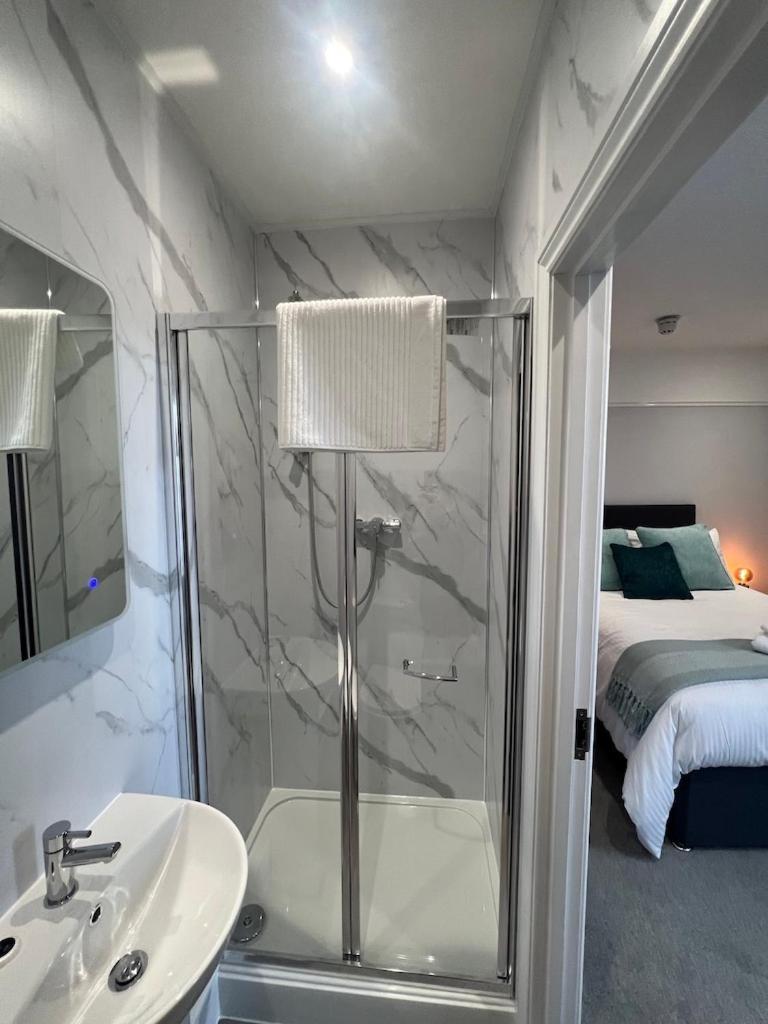 Brynhyfryd Guest House Cardigan Extérieur photo